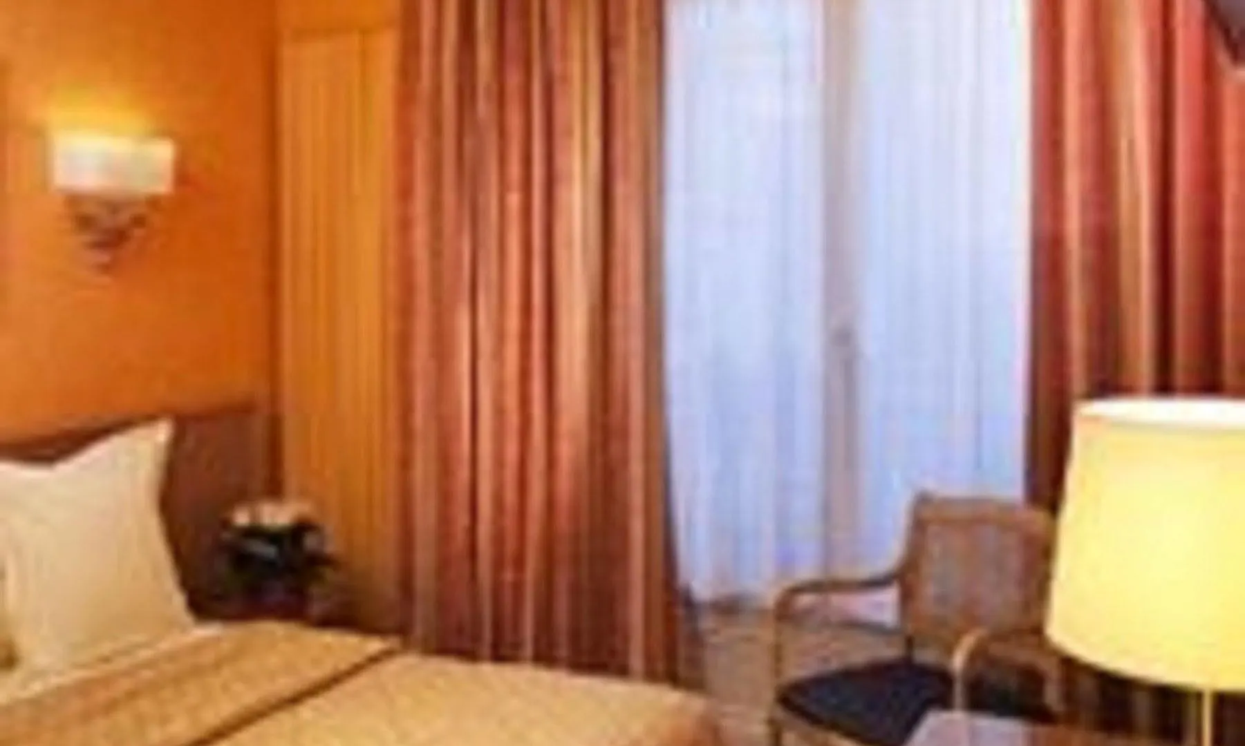 Hotel Cécilia París 3*,  Francia