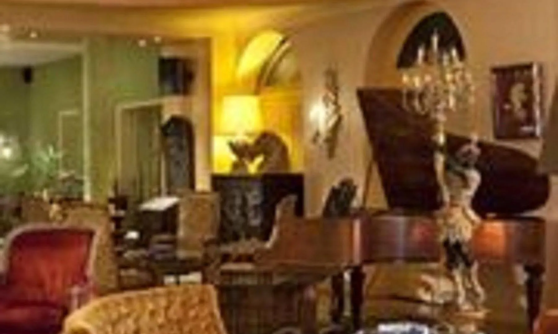 Cecilia Hotel Paris France